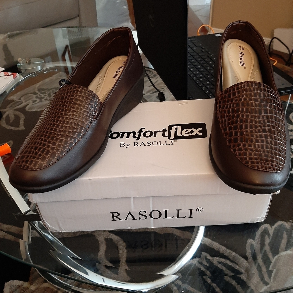 Ladies shoes